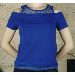 Női póló, vállánál kivágott, csipkés, kék
