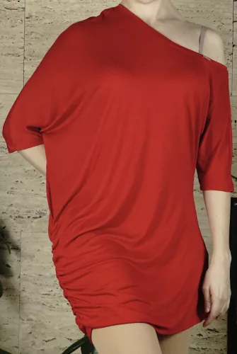 Női ruha, félvállas, piros