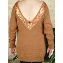 Női hosszított pulóver, flitteres, plüss, barna